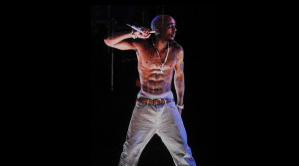 eyeliner tupac hologram